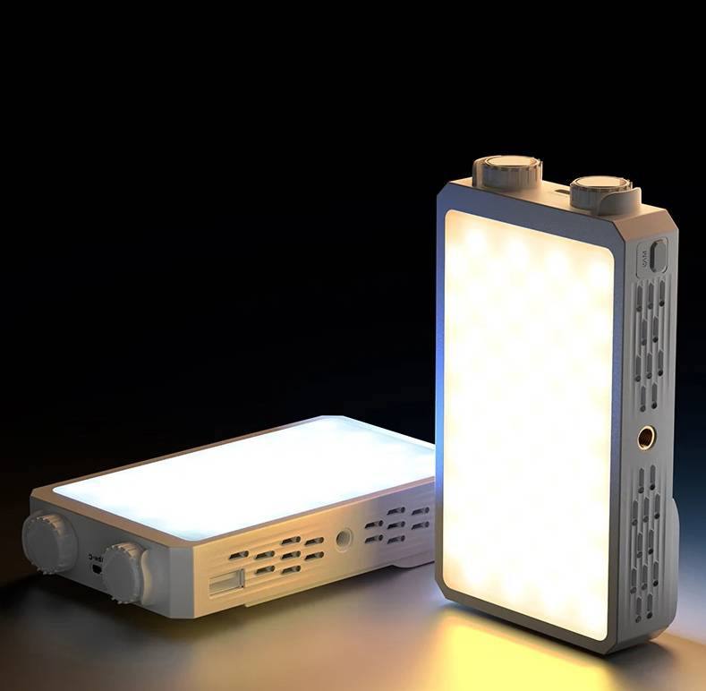Портативний LED світильник 40W U-40 Bi-Color 2500–9000K CRI95+ з акумулятором та Power Bank - Зображення 5